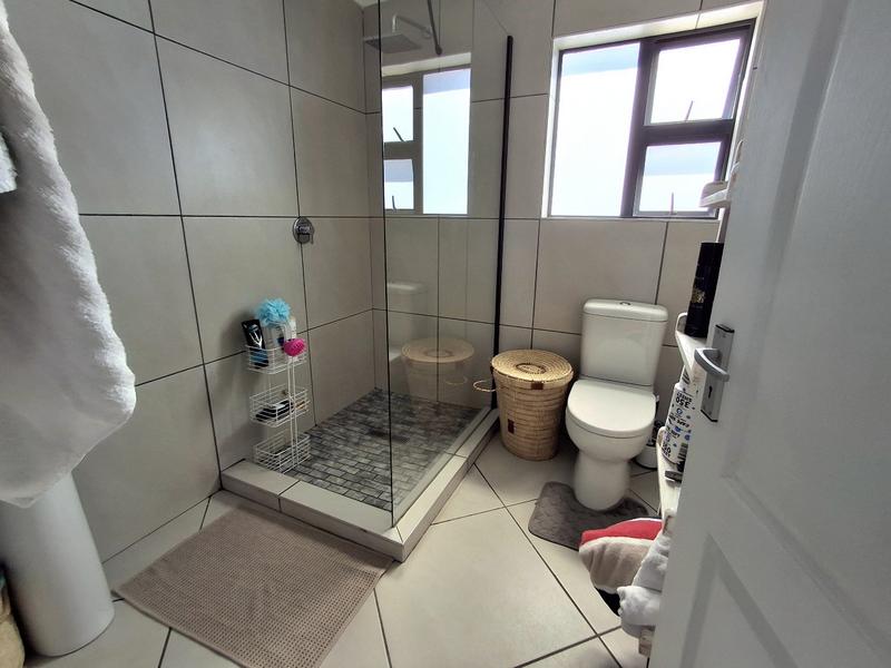 2 Bedroom Property for Sale in Britannia Bay Western Cape